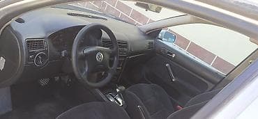 Volkswagen: Volkswagen Bora: 2000 г., 2 л, Автомат, Бензин, Седан — 4