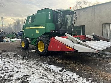 claas jaguar: Комбайн зерноуборочный John Deere 1550 CWS с кукурузной жаткой — 1