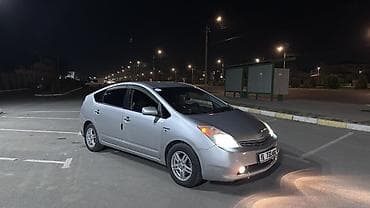 Транспорт: Toyota Prius: 2005 г., 1.5 л, Вариатор, Гибрид, Лифтбек — 4