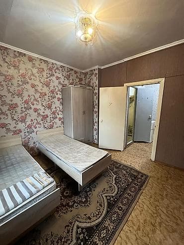 воост: 2 комнаты, 48 м², 105 серия, 1 этаж, Старый ремонт — 4