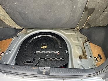 Унаа: Toyota Avensis: 2001 г., 2 л, Кол менен иштөөчү, Дизель, Универсал — 8