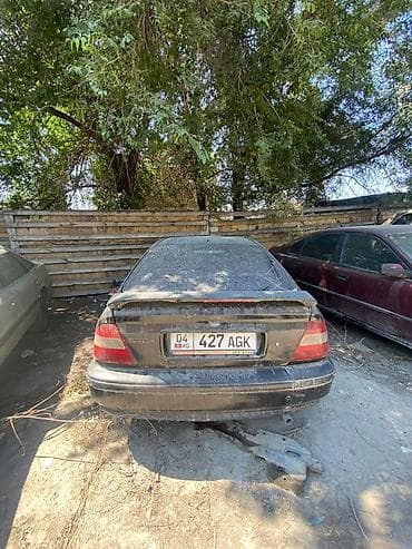 vin code: Продаются автомобили на разбор. 1) Черный седан Mercedes-Benz — 1