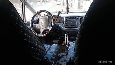 golf 3: Toyota Previa: 1994 г., Автомат, Бензин, Минивэн — 6