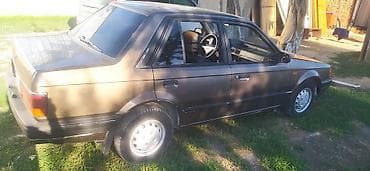 Mazda 323: 1985 г., 1.5 л, Механика, Бензин, Седан — 3