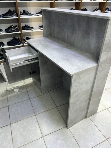 кассовые столы для магазина: Стойка для администратора Стол ресепшен Кассовый стол Стильный — 5