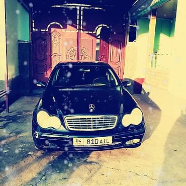 внедорожник сатылат: Mercedes-Benz C-Class: 2000 г., 2 л, Кол менен иштөөчү, Хетчбек — 1