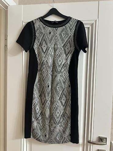 Личные вещи: Платье LORELLA SGARBI - Фасон: приталенное, длина до колена, короткий — 3