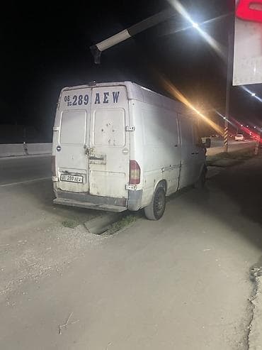 жиби бетон: Жеңил жүк ташуучу унаа, Mercedes-Benz, Стандарт — 1