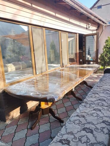 Столы для зала