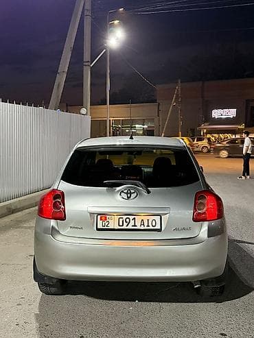nardo grey: Toyota Auris: 2008 г., 1.6 л, Механика, Бензин, Хэтчбэк — 7