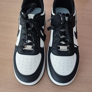 nike tech flece: Кроссовки в классической чёрно‑белой расцветке. Абсолютно новые❤️❤️❤️ — 4