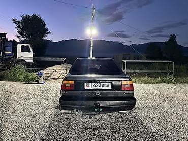 т2 транспортер: Volkswagen Jetta: 1994 г., Седан — 4