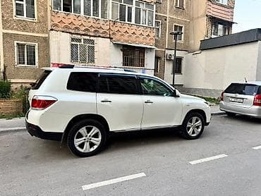 lx 470 2006: Toyota Highlander: 2011 г., 3.5 л, Бензин, Внедорожник — 1