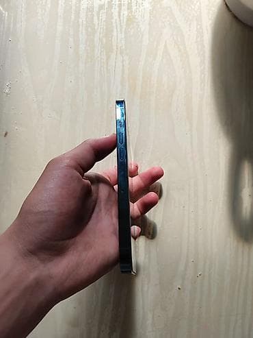 iphine 13 pro: IPhone 13 Pro, Б/у, 128 ГБ, Alpine Green, Кабель, Защитное стекло, Чехол, 94 % — 3