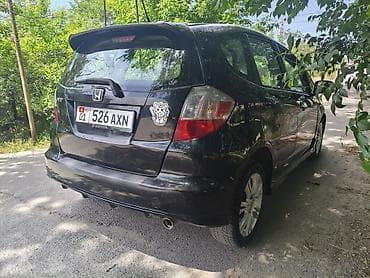 2008: Honda Fit: 2008 г., 1.5 л, Автомат, Газ, Хэтчбэк — 4