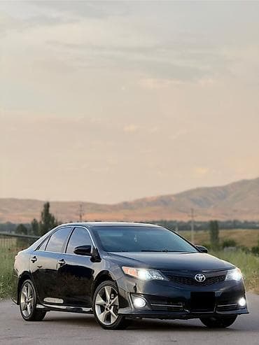 Toyota Camry: 2012 г., 2.5 л, Автомат, Бензин, Седан — 3