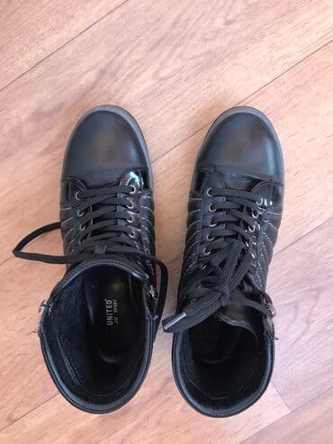 Ботинки женские Турция 39р. Кожа натуральная, утепленные. Состояние