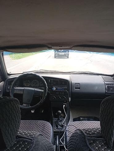 v klass: Volkswagen Passat: 1990 г., 1.8 л, Ручные, Бензин, Седан — 9