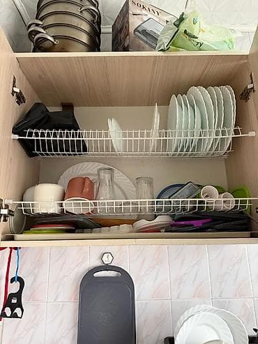 Кухонные гарнитуры: Кухонный гарнитур, Б/у — 1