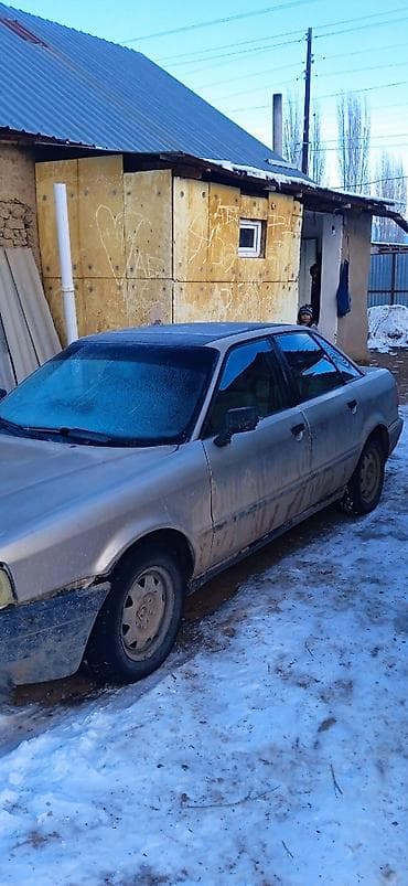 hyundai venue: Audi 80: 1992 г., 0.2 л, Механика, Бензин, Седан — 4