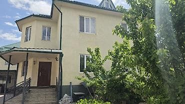 арка дома: Сдаётся просторный двухэтажный дом с мансардным уровнем. - — 1