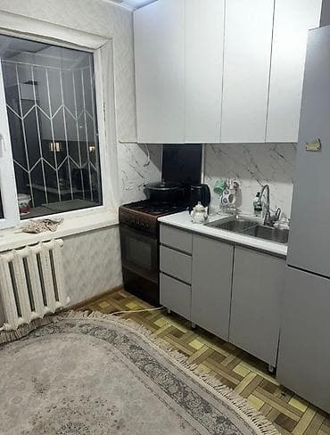 4х комнатный квартира: 2 комнаты, 49 м², 4 мкр 104 серия, 4 этаж, Косметический ремонт — 5