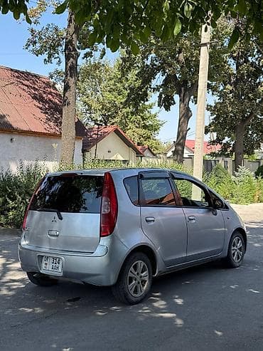 обменяю на: Mitsubishi Colt: 2003 г., 1.3 л, Вариатор, Бензин, Хэтчбэк — 4