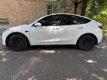 матор несия: Tesla Model Y: 2021 г., Электромобиль, Кроссовер — 3