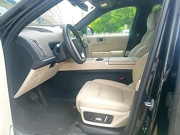 wuling mini ev: Lixiang L7: 2023 г., Автомат, Гибрид, Кроссовер — 3