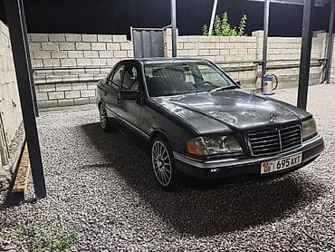 Mercedes-Benz C-Class: 1993 г., 2.2 л, Автомат, Бензин, Седан at lalafo.kg Mercedes-Benz C-Class: 1993 г., 2.2 л, Автомат, Бензин, Седан