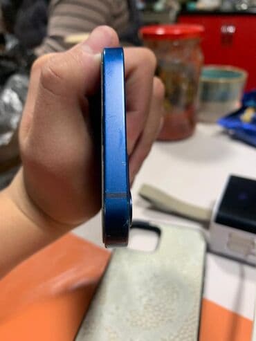 IPhone 12, Б/у, 64 ГБ, Синий, Чехол, 75 %