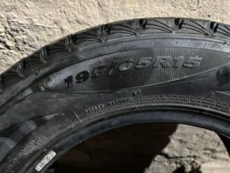 шины 235 65: Шины 195 / 65 / R 15, Зима, Б/у, Комплект, Легковые, Япония — 1