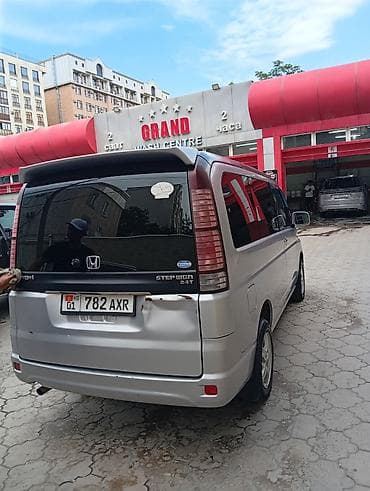 хундай старекс 1: Honda Stepwgn: 2003 г., 0.2 - engine capacity л, Автомат, Газ, Вэн/Минивэн — 1