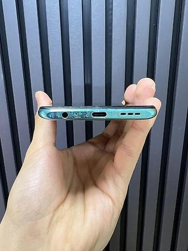 плита сенсорные: Xiaomi, Mi 10 5G, 64 ГБ, цвет - Зеленый, 2 SIM — 3