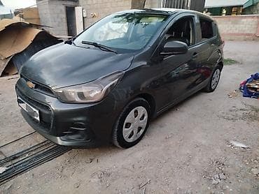 Chevrolet Spark: 2017 г., 1 л, Вариатор, Бензин, Хэтчбэк