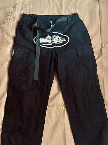 джинсы марка: Черные карго-брюки с графическим принтом на поясе (овальная эмблема с — 1