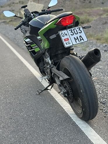 мото кийим: Спортбайк Kawasaki, 300 куб. см, Бензин, Чоңдор үчүн, Колдонулган — 7