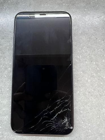 apple watch 8 серия: IPhone 11 Pro, Space Gray — 5