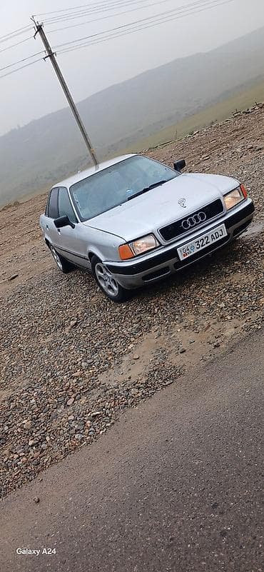 Audi 80: 1991 г., 2 л, Кол менен иштөөчү, Седан