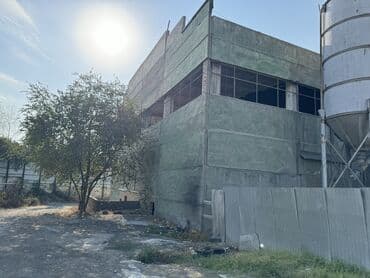 ош недвижимости: Продам коммерческое помещение в Оше, 860 м², 3 этажа Продается — 2