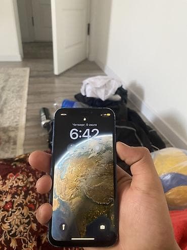 режим 12 с: IPhone 12 mini, синий цвет - Экран 5.4" Super Retina XDR (OLED) — 2