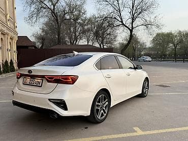 rav4 2014: Kia Cerato: 2018 г., 1.6 л, Автомат, Бензин, Седан — 4