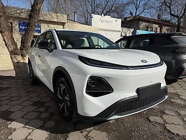 l9 pro: Электромобиль Kaiyi Q05, кроссовер, белый цвет кузова. Основные — 2