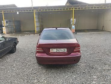 продам кару: Mercedes-Benz C-Class: 2000 г., Седан — 3