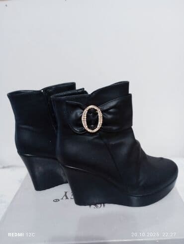 Айымдардын бут кийими: Полусапоги — 3