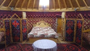 путёвки на иссык куль 2020: Койко-место, CARAVAN Тамчы, Детская площадка, Парковка, стоянка — 4