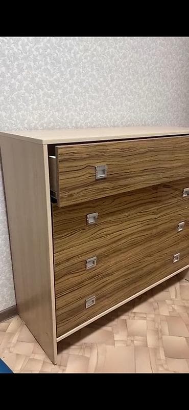 bed table: Комод с 4 выдвижными ящиками - Корпус: светлый древесный декор — 2