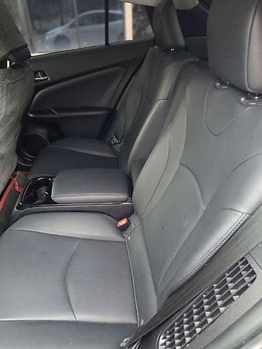 xc 90: Toyota Prius: 2019 г. — 6