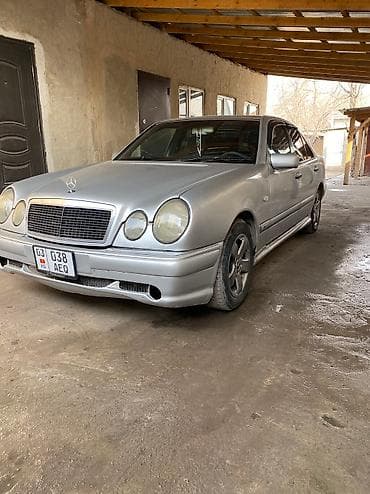 Mercedes-Benz : 1996 г., 2 л, Автомат, Бензин, Седан