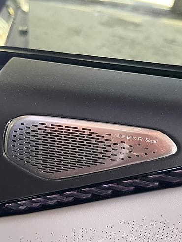 водный электроскутер: Zeekr 007: | 2024 г. Седан — 5